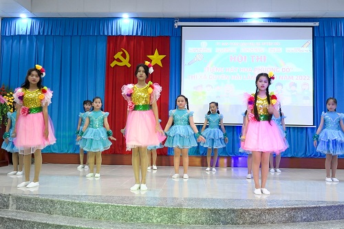 Thị xã Duyên Hải tổ chức Hội thi Tiếng hát hoa phượng đỏ lần thứ VI năm 2022
