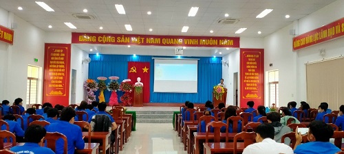 Thị xã Duyên Hải: đối thoại với Đoàn Thanh niên về chính sách BHXH tự nguyện, BHYT hộ gia đình. 