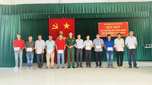 Ban Chỉ huy quân sự thị xã thị xã Duyên Hải tổ chức họp mặt chi trả phụ cấp trách nhiệm cán bộ khung B quý III năm 2022