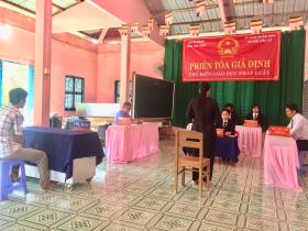 Sở Tư pháp tổ chức PBGDPL bằng hình thức phiên toà giả định quy định về hụi tại ấp Đồng Khoen, xã Phong Phú, huyện Cầu Kè, tỉnh Trà Vinh