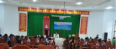 Tổ chức tọa đàm phổ biến pháp luật hưởng ứng Ngày Pháp luật Việt Nam 